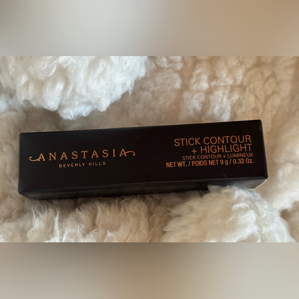 Anastasia Beverly Hills Contour Stick in Black
